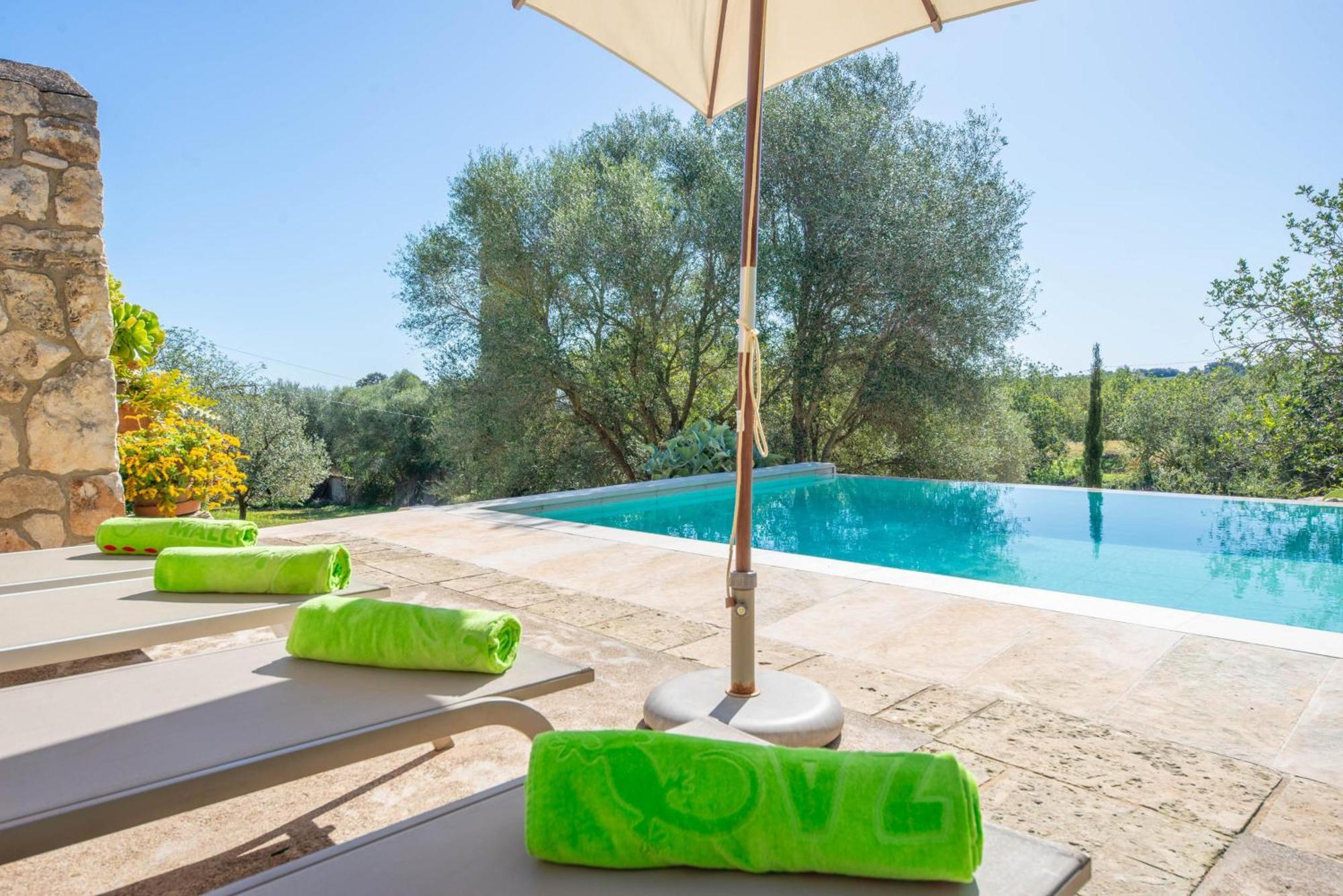 Son Poca Palla Villa